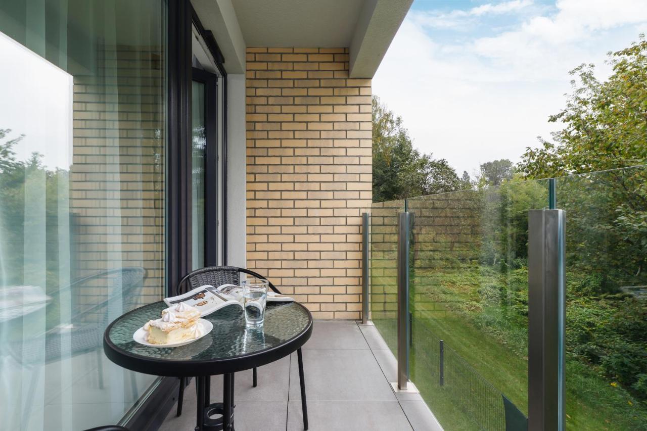 W Parku Lotników Apartments Tauron Arena by Renters Cracóvia Exterior foto