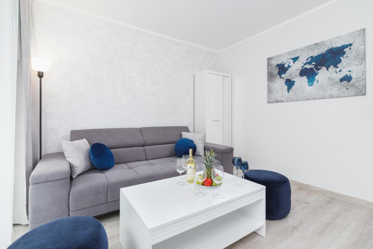 W Parku Lotników Apartments Tauron Arena by Renters Cracóvia Exterior foto